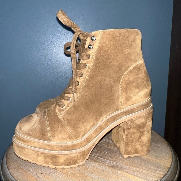 Steve Madden Ember Suede Heeled Boots - Picture 4 of 9